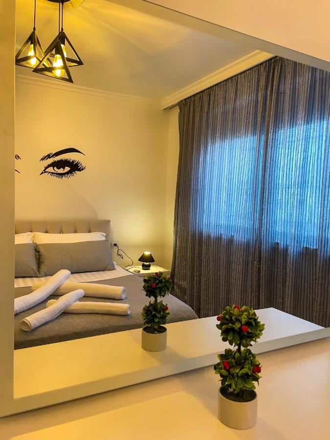 Centre View Apartment Тирана Екстер'єр фото